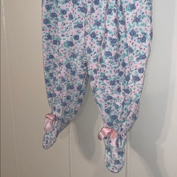 Vtg  floral corduroy footie onesie romper - Picture 3 of 8